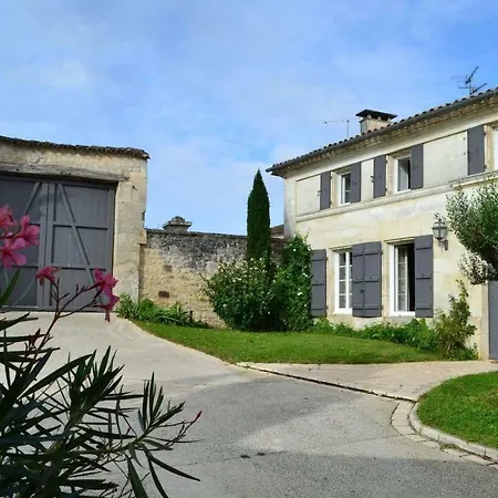 Logis De Graves, Maison Familiale 12 Personnes *
