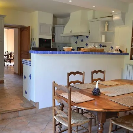 Logis De Graves, Maison Familiale 12 Personnes